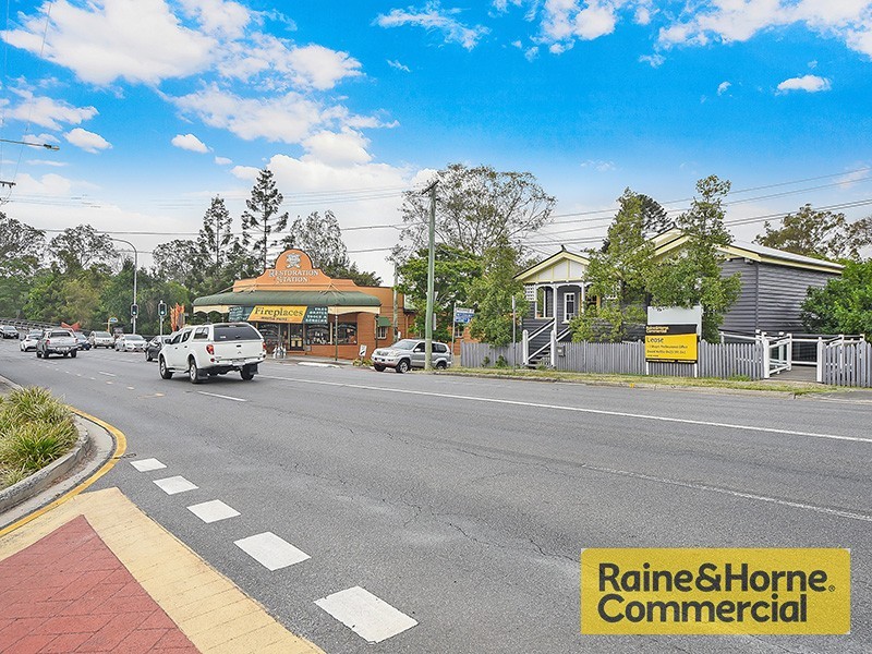 102 Waterworks Road, Ashgrove QLD 4060