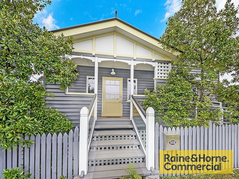 102 Waterworks Road, Ashgrove QLD 4060