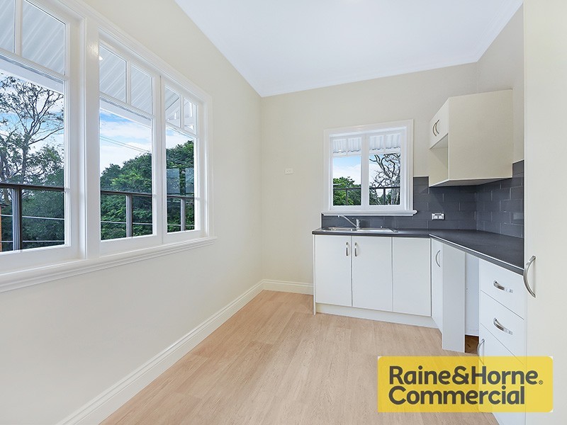 102 Waterworks Road, Ashgrove QLD 4060