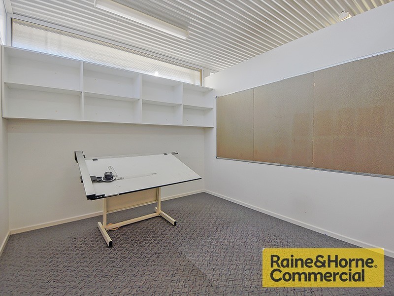 2/266 Zillmere Road, Zillmere QLD 4034