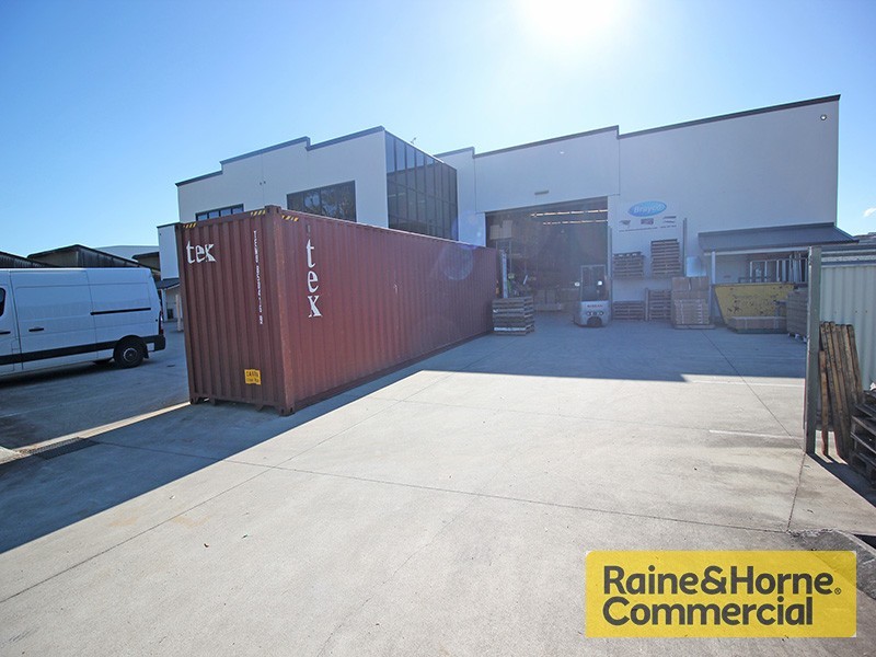 238 Earnshaw Road, Northgate QLD 4013