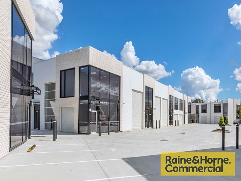 37 McDonald Road, Windsor QLD 4030