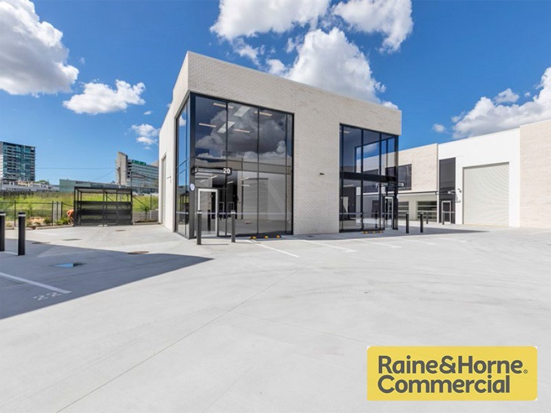 37 McDonald Road, Windsor QLD 4030