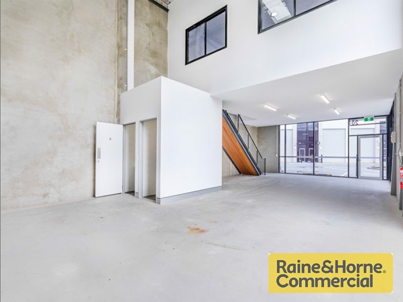 37 McDonald Road, Windsor QLD 4030