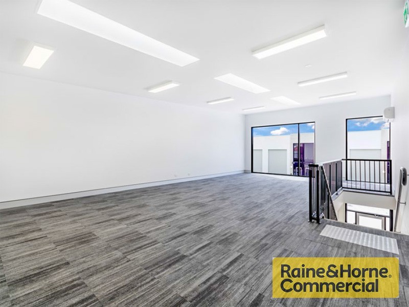 37 McDonald Road, Windsor QLD 4030