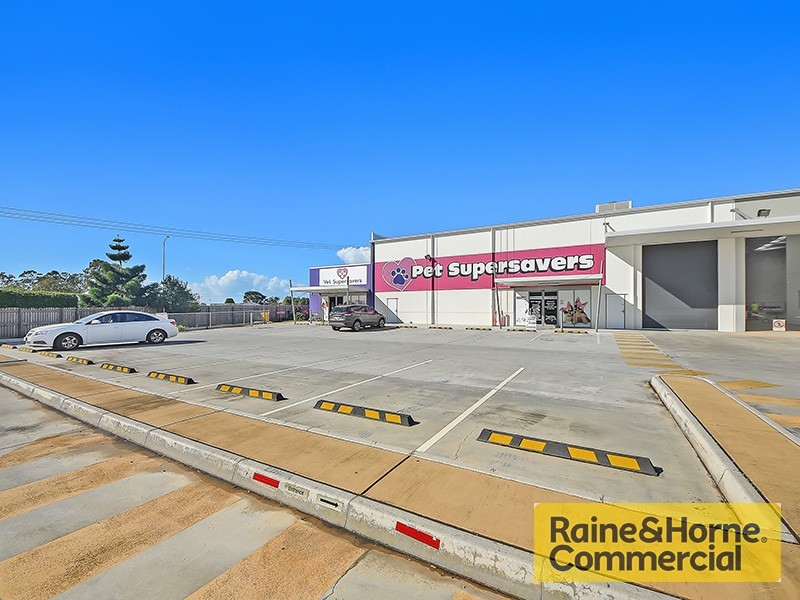 1 Russell Street, Kallangur QLD 4503