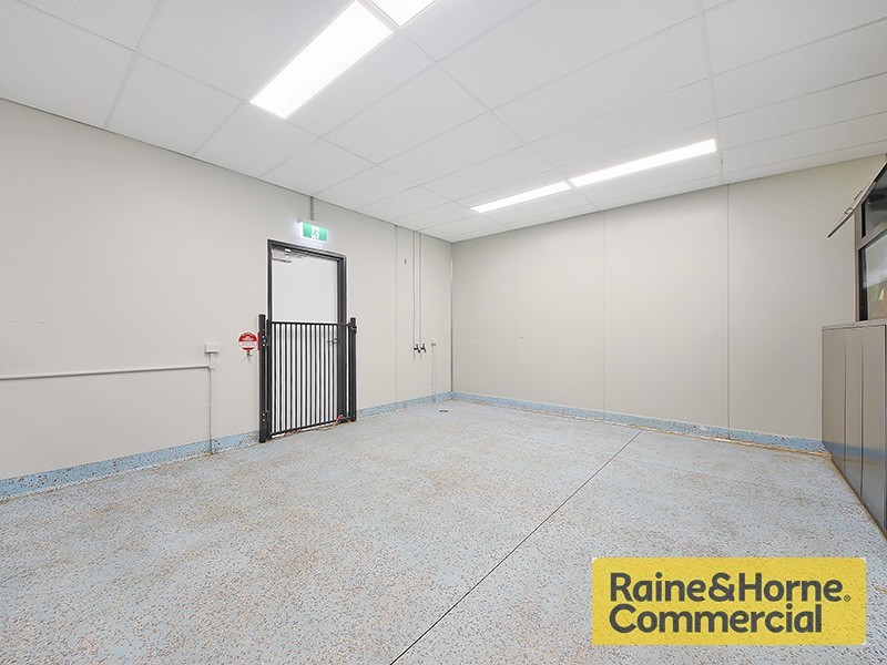 1 Russell Street, Kallangur QLD 4503