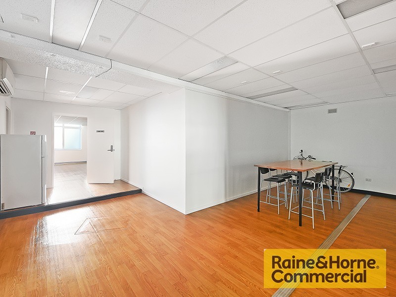 11B Fort Lane, Milton QLD 4064