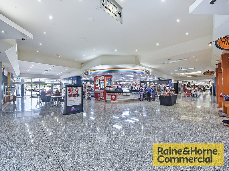 9 Brookfield Street, Kenmore QLD 4069