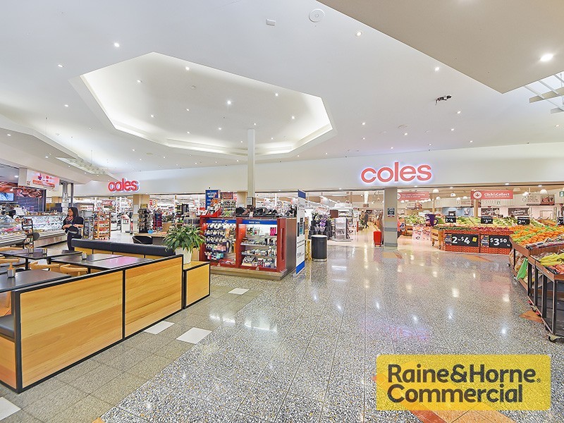 9 Brookfield Street, Kenmore QLD 4069