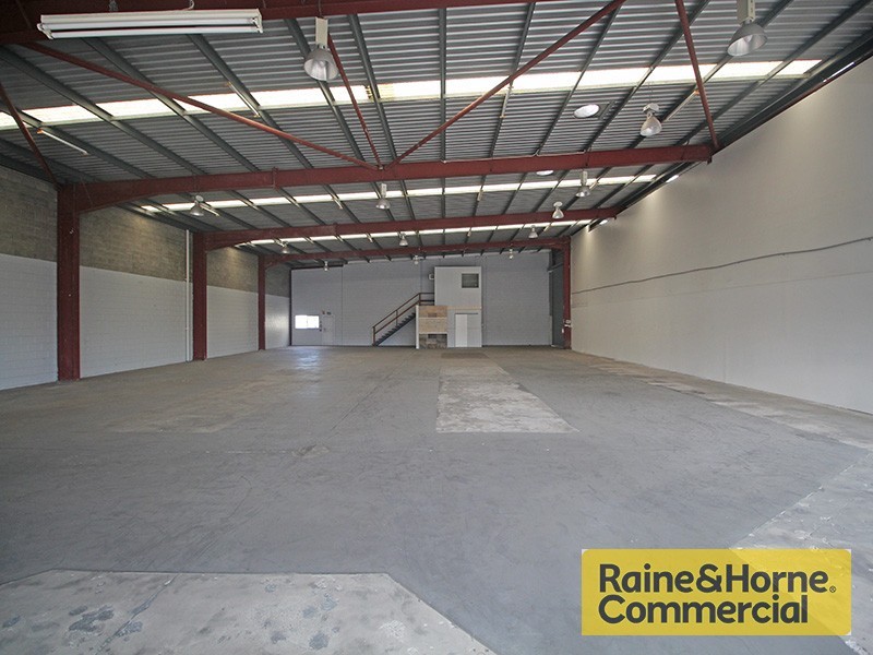 1and2/120 South Pine Road, Brendale QLD 4500