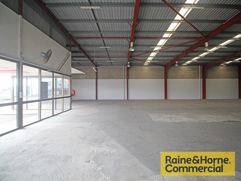 1and2/120 South Pine Road, Brendale QLD 4500