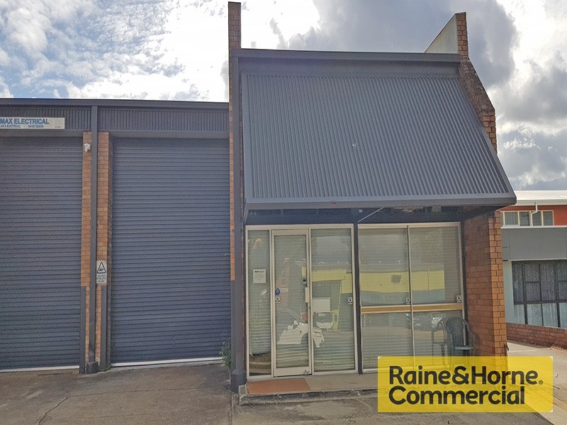 2/8 Harvton Street, Stafford QLD 4053