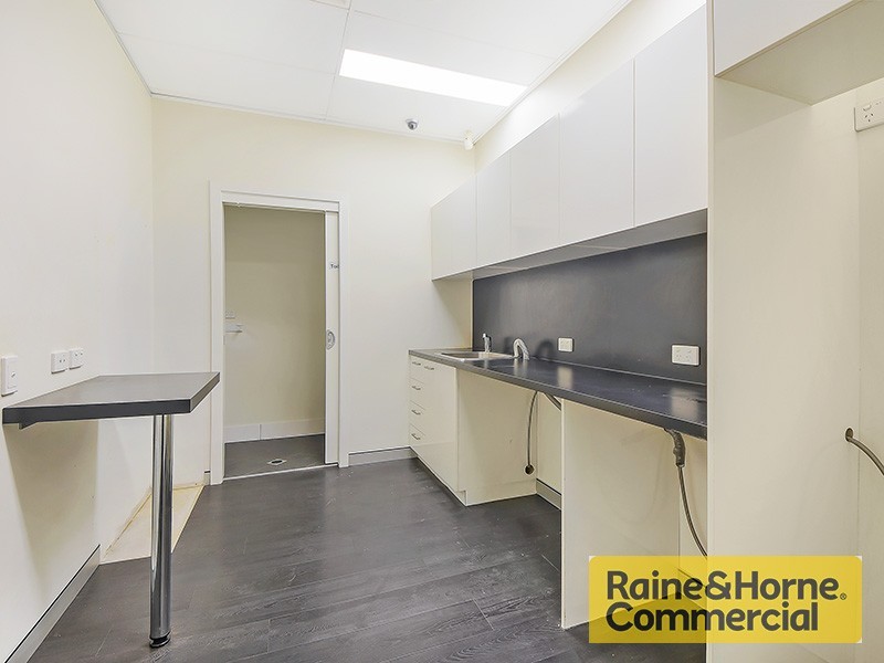 2 Heather Street, Wilston QLD 4051