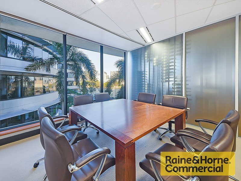 2/50 McDougall Street, Milton QLD 4064