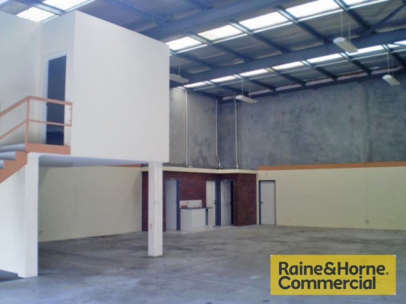 1/35 Radley Street, Virginia QLD 4014