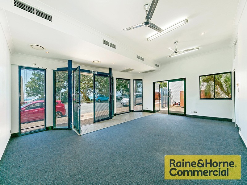 1/93 Marine Parade, Redcliffe QLD 4020