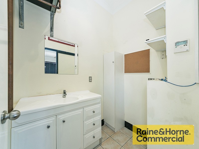 1/93 Marine Parade, Redcliffe QLD 4020