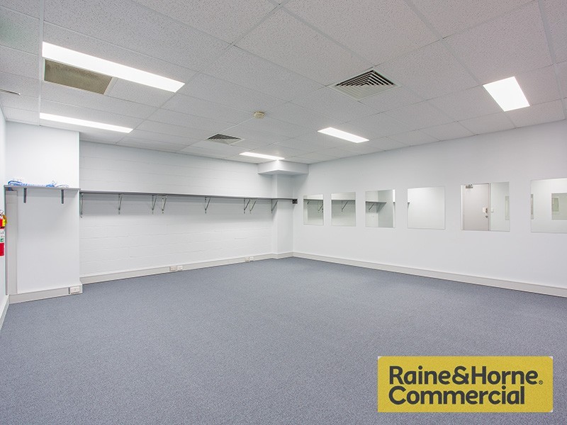 21 Wolverhampton Street, Stafford QLD 4053