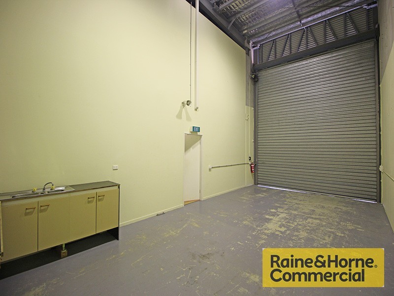 1/349-351 MacDonnell Road, Clontarf QLD 4019