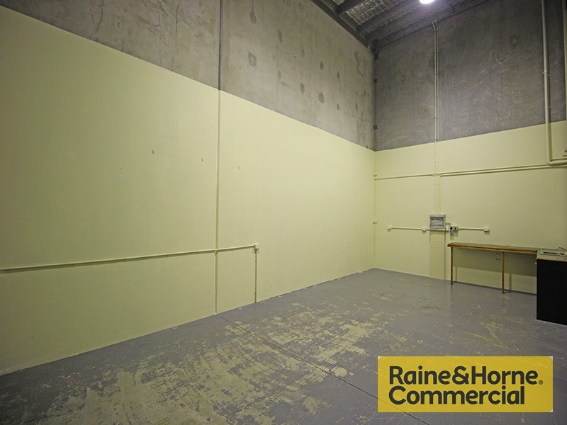 1/349-351 MacDonnell Road, Clontarf QLD 4019