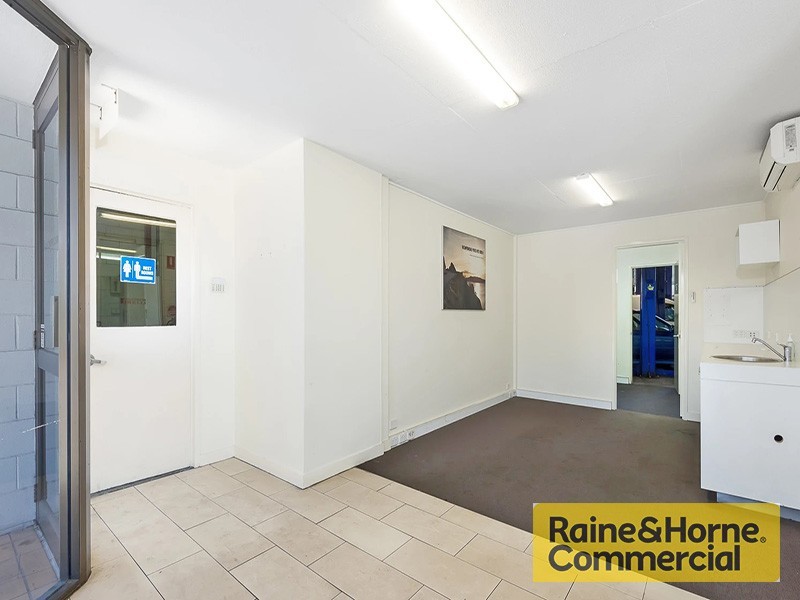 4-6 Austin Street, Newstead QLD 4006