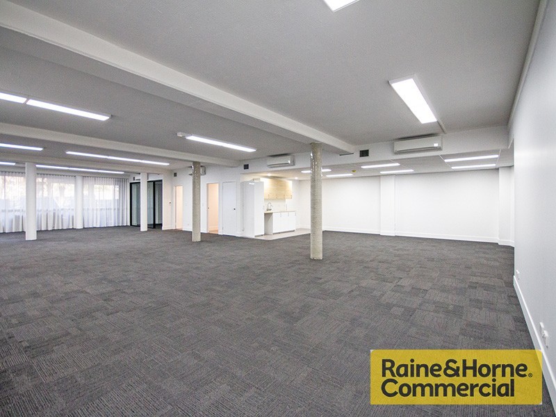 12 Gordon Street, Newstead QLD 4006