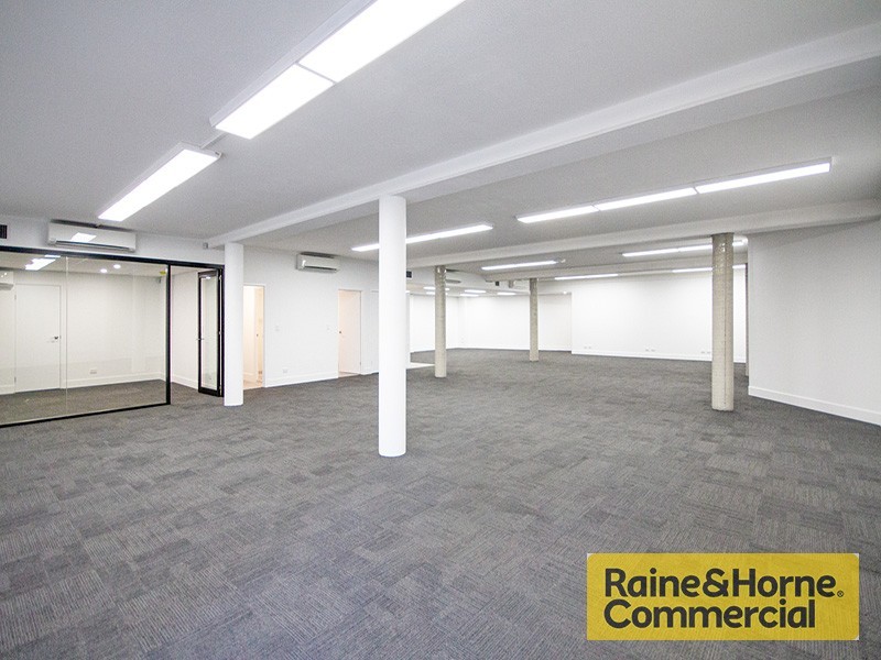 12 Gordon Street, Newstead QLD 4006