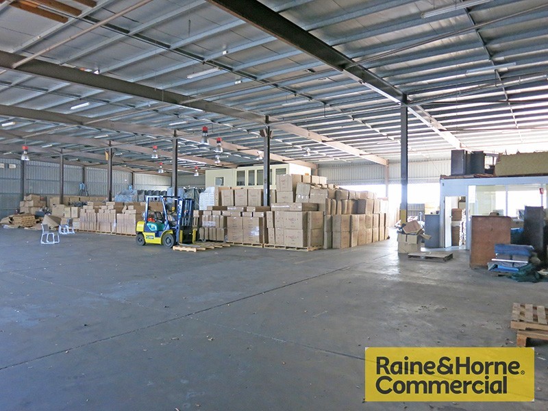 23 Pineapple Street, Zillmere QLD 4034