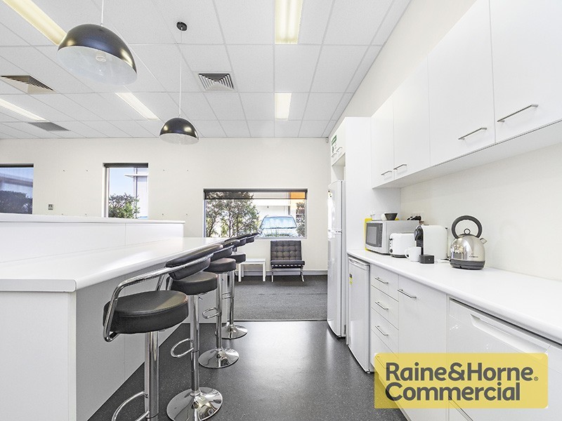 2/67 Depot Street, Banyo QLD 4014