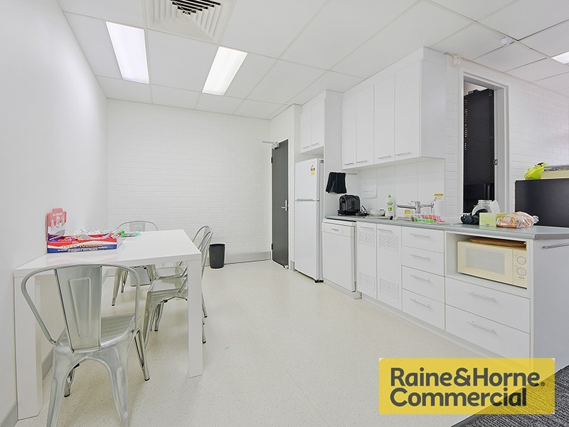 13and14/220 Boundary Street, Spring Hill QLD 4000