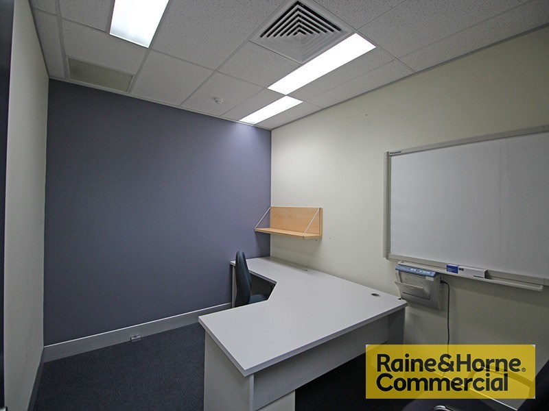 9and10/454-458 Gympie Road, Strathpine QLD 4500