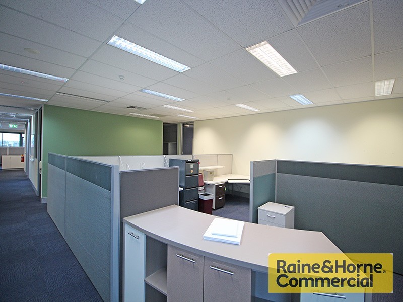 9and10/454-458 Gympie Road, Strathpine QLD 4500