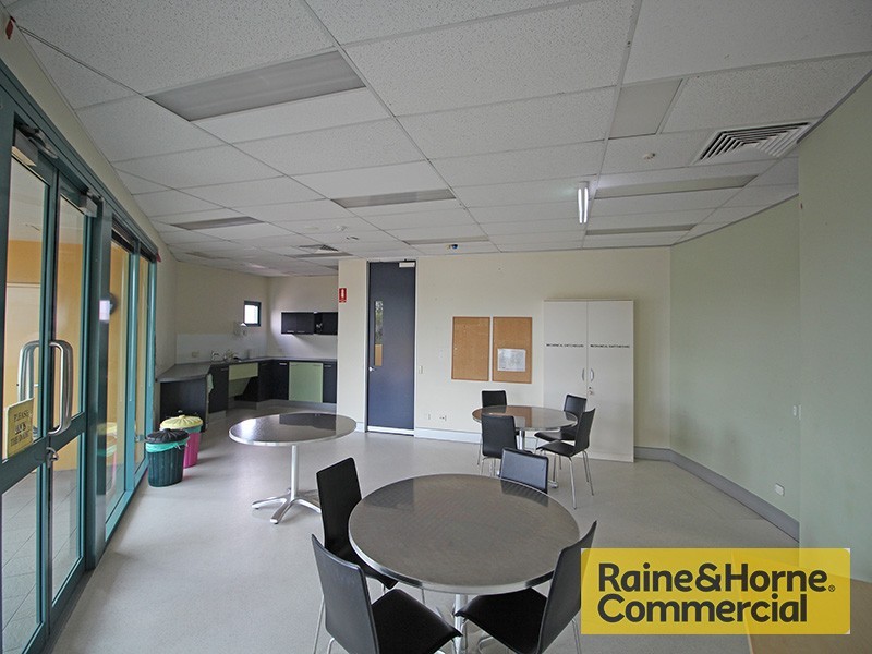 9and10/454-458 Gympie Road, Strathpine QLD 4500