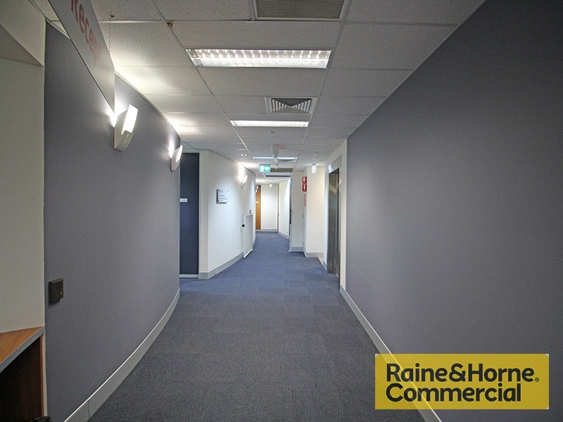 9and10/454-458 Gympie Road, Strathpine QLD 4500