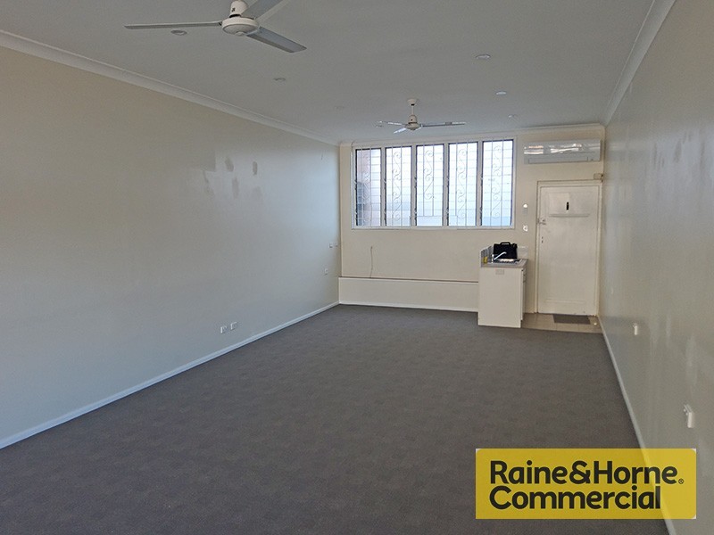 822 Gympie Road, Chermside QLD 4032
