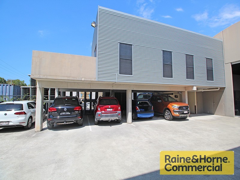 345 MacDonnell Road, Clontarf QLD 4019