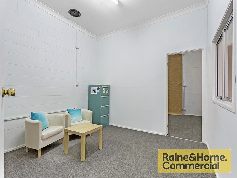 1and2/151 Hamilton Road, Wavell Heights QLD 4012