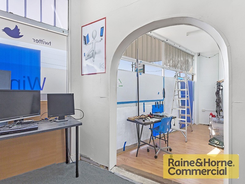 1and2/151 Hamilton Road, Wavell Heights QLD 4012