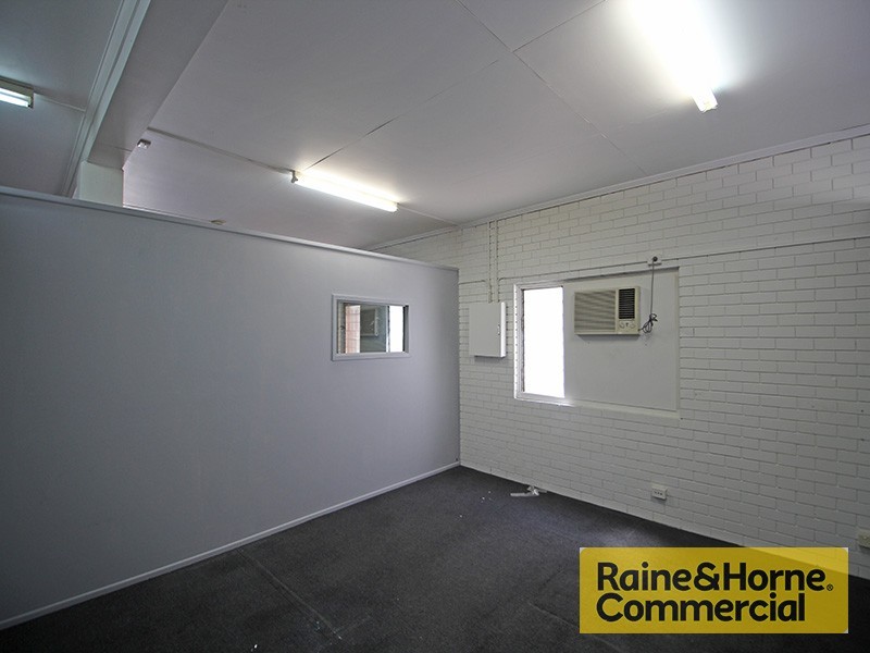 1/413 Gympie Road, Strathpine QLD 4500