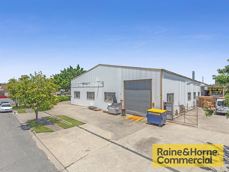 121 Links Avenue South, Eagle Farm QLD 4009