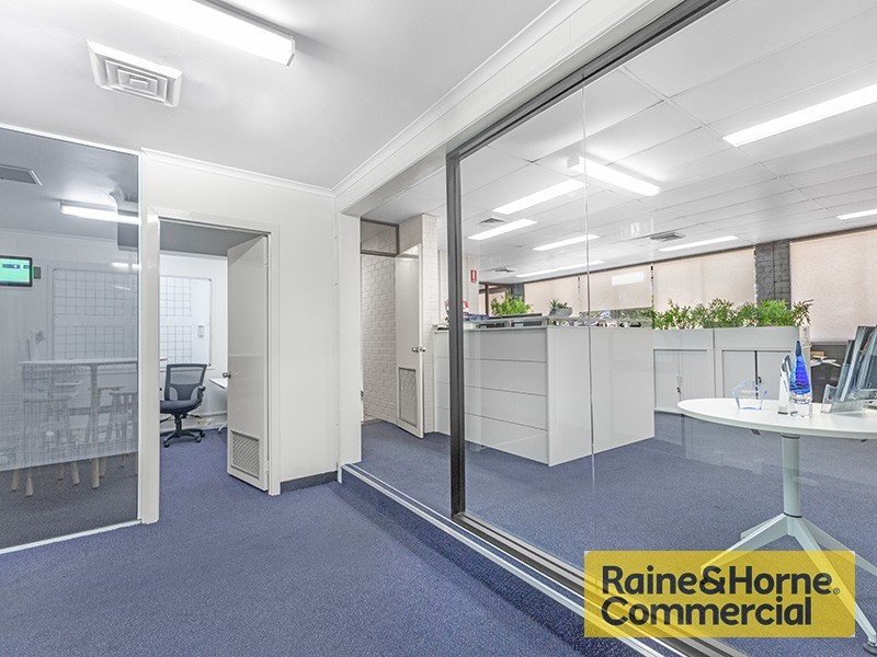 121 Links Avenue South, Eagle Farm QLD 4009