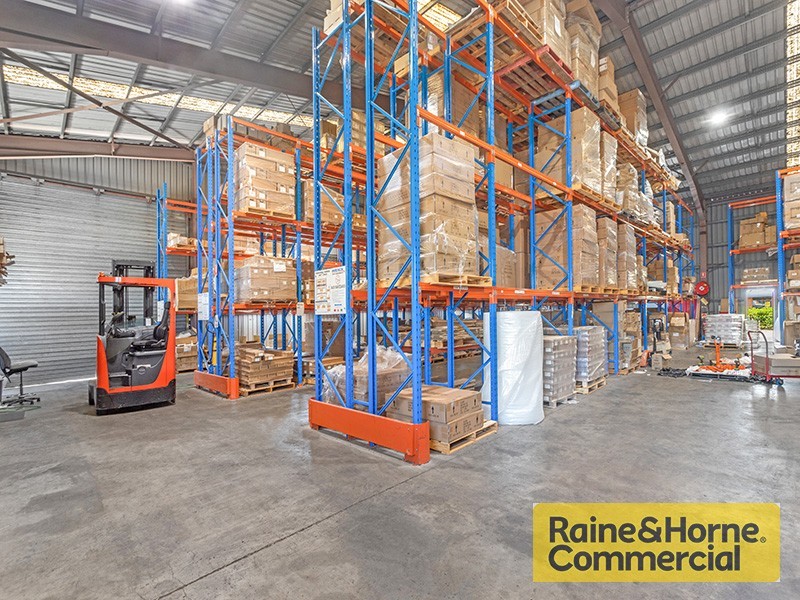 121 Links Avenue South, Eagle Farm QLD 4009