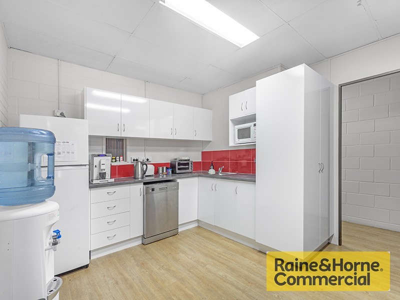 121 Links Avenue South, Eagle Farm QLD 4009