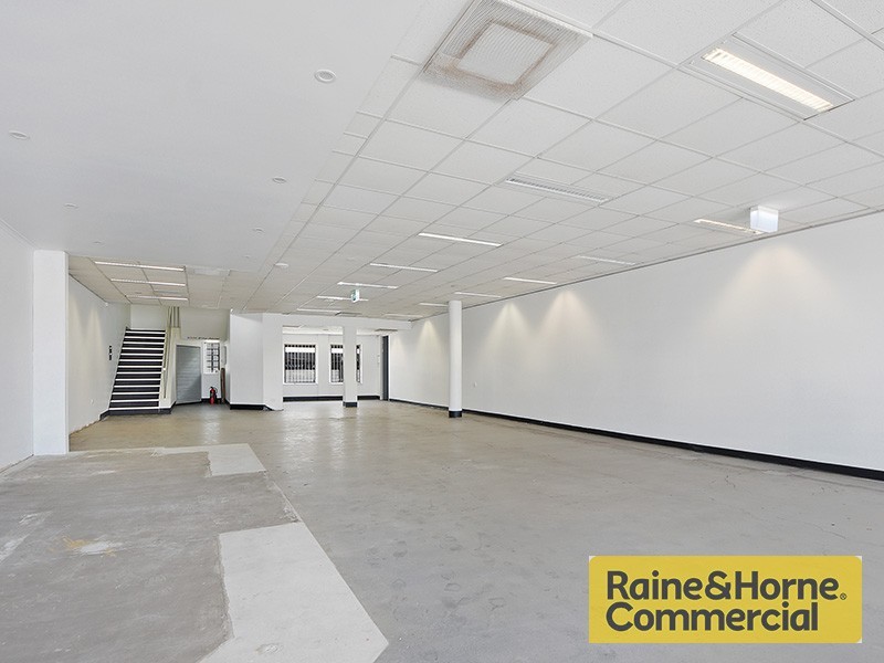 230 Waterworks Rd, Ashgrove QLD 4060