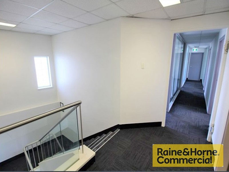 230 Waterworks Rd, Ashgrove QLD 4060