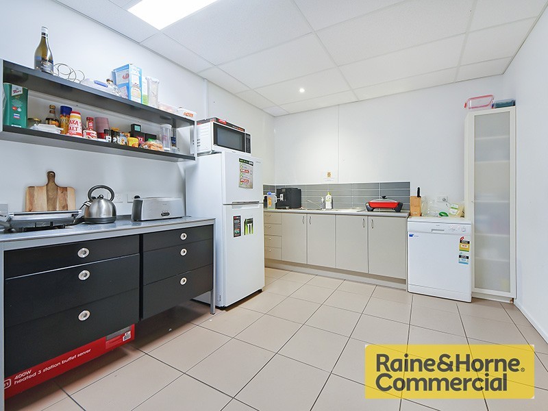 19 Hamilton Street, Northgate QLD 4013