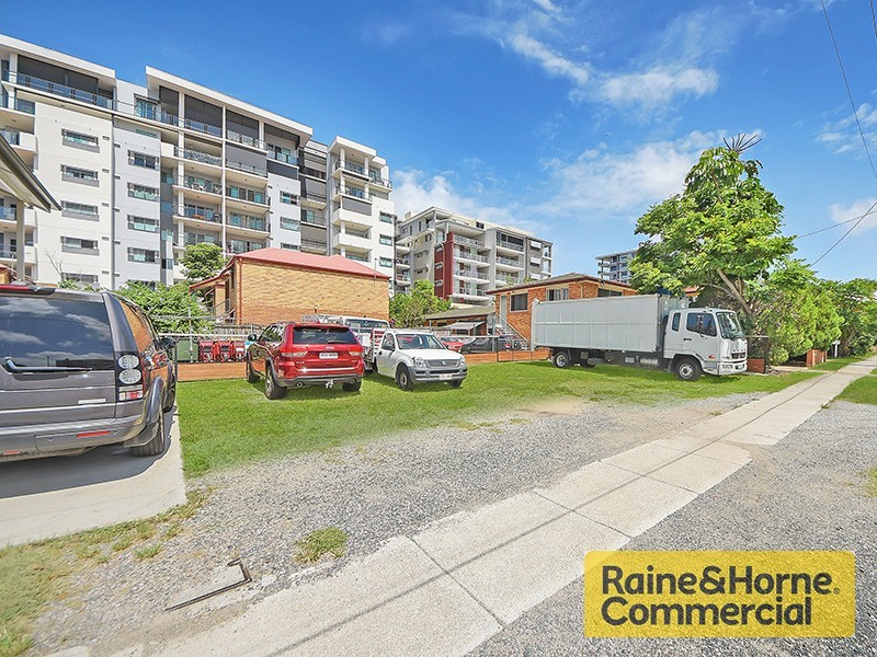 362 Hamilton Road, Chermside QLD 4032