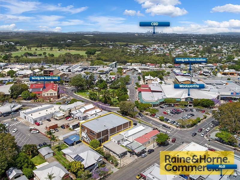 27 Brighton Road, Sandgate QLD 4017