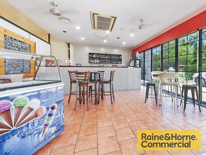 735 Albany Creek Road, Albany Creek QLD 4035